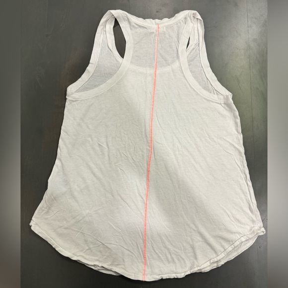 Sundry 'Love' White Tank Top Size Large - Picture 3 of 3